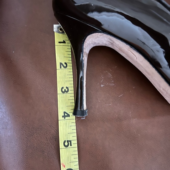Manolo Blahnik. Mary Jane. Brown. Size 41.5 - Picture 4 of 4